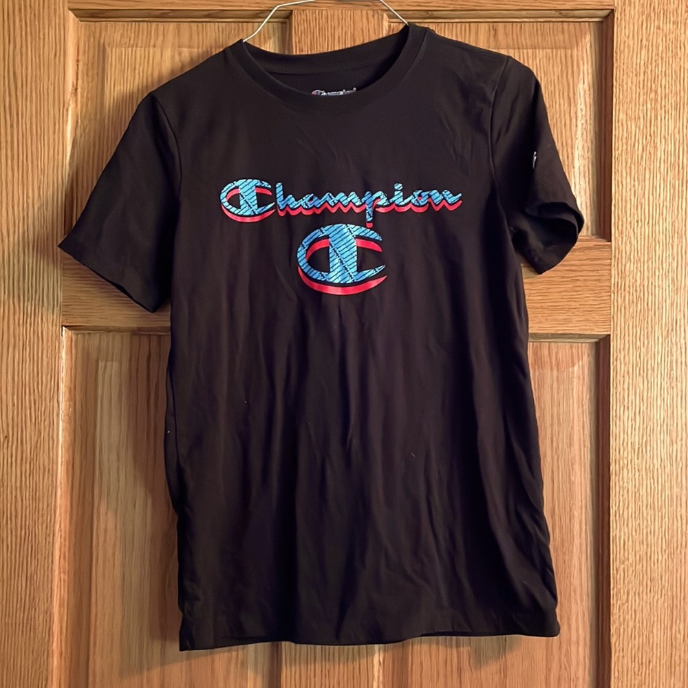Boys champion t shirt
